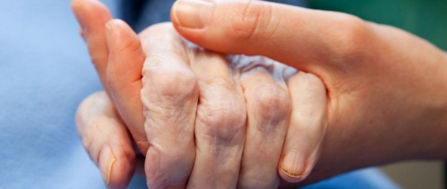 Proč starší lidé odmítají péči?